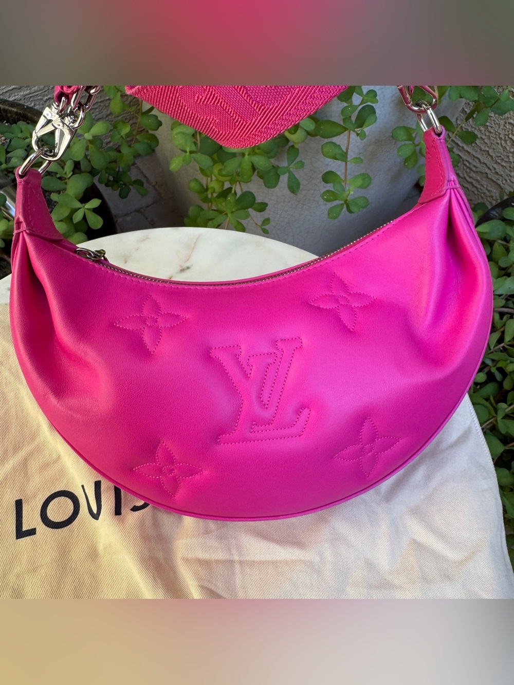 Louis Vuitton Bubblegram Calfskin Over the Moon Crossbody - Picture 3 of 16